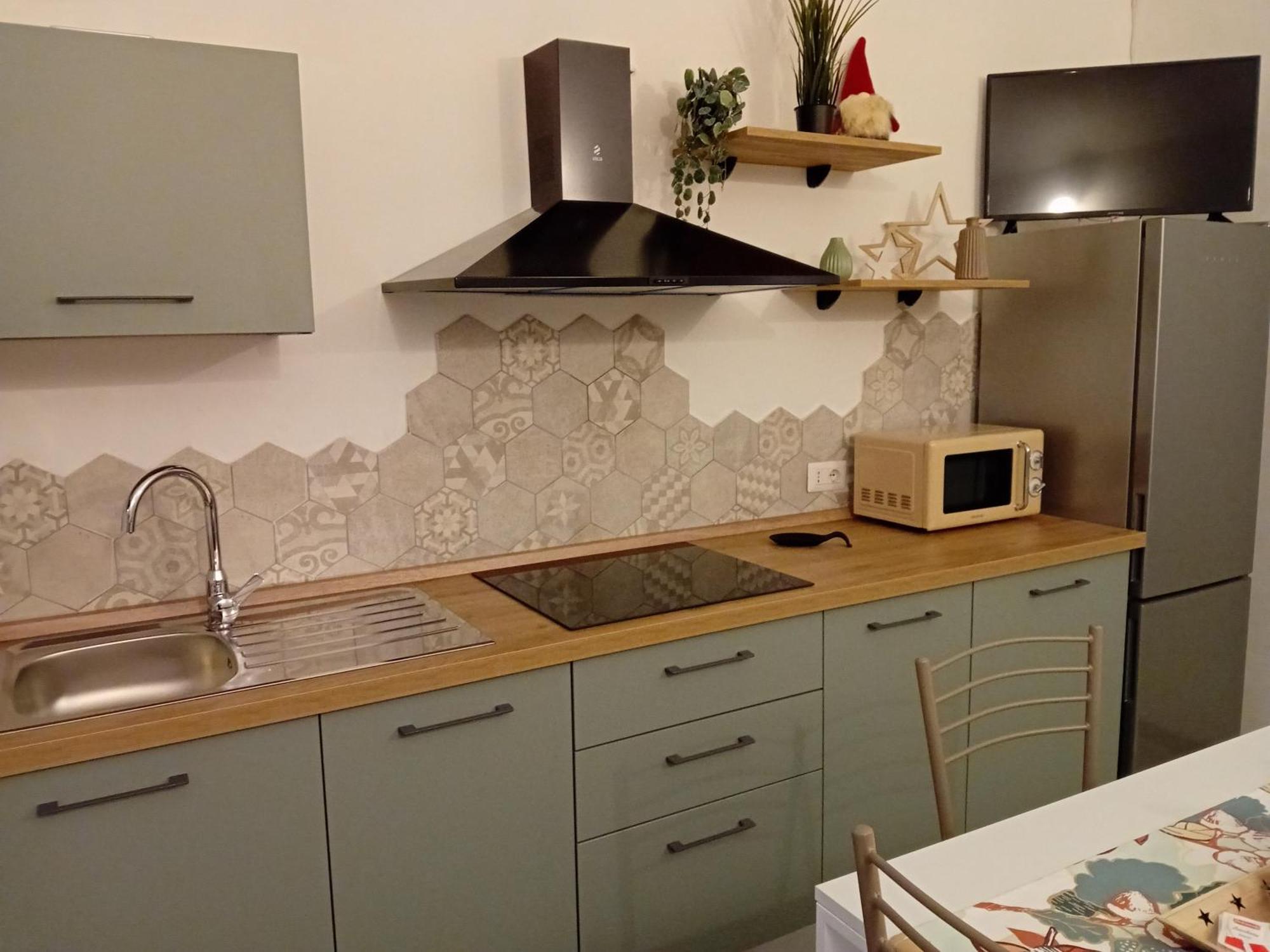 Petite Maison آستي المظهر الخارجي الصورة