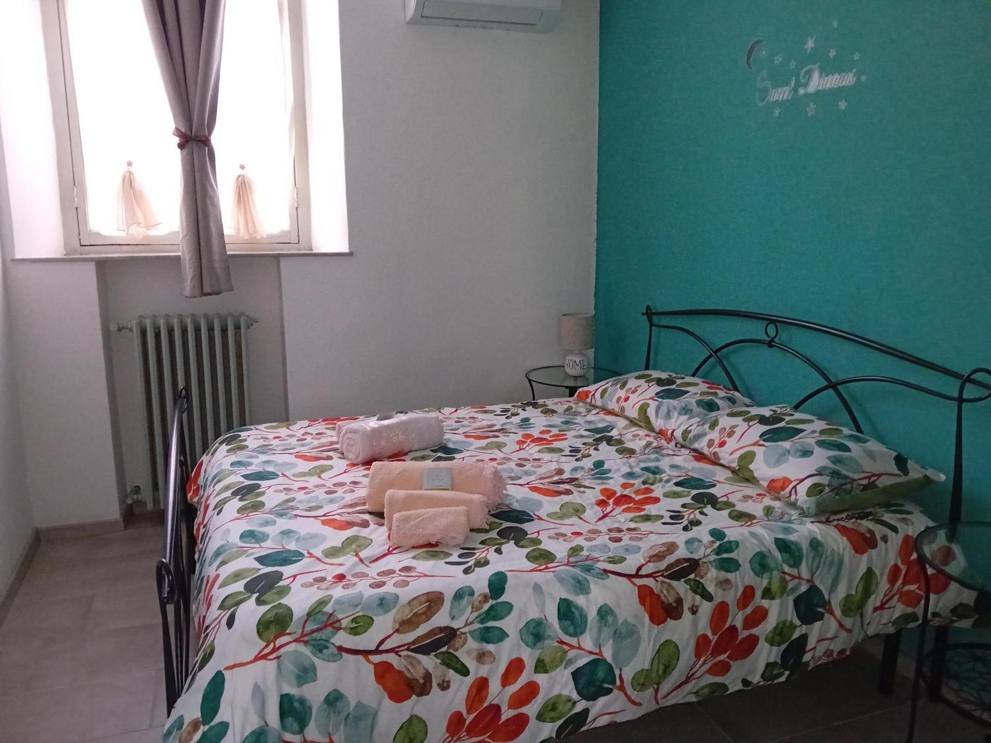 Petite Maison آستي المظهر الخارجي الصورة